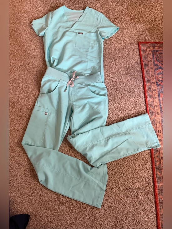 Figs Other - FIGS Technical Collection Scrub Set XXS Seafoam Aqua One Pocket: straight leg
